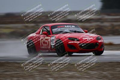 media/Nov-15-2025-CalClub SCCA (Sat) [[7bfa5a7151]]/Race/Group 4/